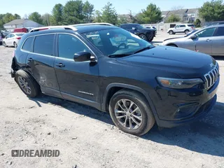 2020 Jeep Cherokee Latitude Plus z VIN 1C4PJMLB6LD584675, wystawiony jako IAAI lot #41943512 z przebiegiem 29 370 mil mil oraz . Historia ofert i sprzedaży dostępna na DreamBid. Obrazek 1.