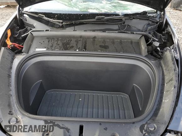 2024 Tesla Model Y Long Range z VIN 7SAYGDEEXRA324517, wystawiony jako Copart lot #55274615 z przebiegiem Nie podano mil oraz Szkoda całkowita • Salvage title. Historia ofert i sprzedaży dostępna na DreamBid. Obrazek 11.