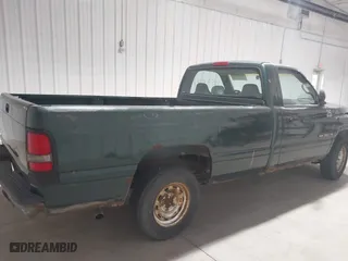 2000 Dodge Ram 1500 Work Special with VIN 1B7HC16XXYS595802, listed as a IAAI auction lot 41389779 with 88,323 mi miles. Bid and sale history available at carsss.com. Image 4.
