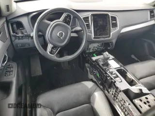 2021 Volvo XC90 Momentum z VIN YV4102PK1M1699109, wystawiony jako Copart lot #46104045 z przebiegiem Nie podano mil oraz Szkoda całkowita • Salvage title. Historia ofert i sprzedaży dostępna na DreamBid. Obrazek 8.