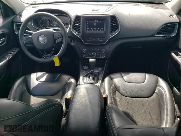 2021 Jeep Cherokee Latitude Plus z VIN 1C4PJMLB2MD205415, wystawiony jako Copart lot #55492645 z przebiegiem 62 958 mil mil oraz Szkoda całkowita • Salvage title. Historia ofert i sprzedaży dostępna na DreamBid. Obrazek 8.