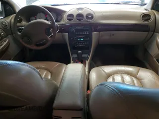 2000 Chrysler LHS z VIN 2C3HC56G4YH359861, wystawiony jako Copart lot #81348894 z przebiegiem 245 047 mil mil oraz Szkoda całkowita • Salvage title. Historia ofert i sprzedaży dostępna na DreamBid. Obrazek 8.