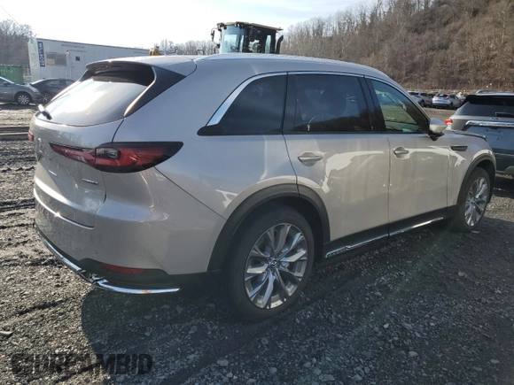 2024 Mazda CX-90 Premium Plus z VIN JM3KKEHD0R1182529, wystawiony jako Copart lot #85731504 z przebiegiem Nie podano mil oraz Szkoda całkowita • Salvage title. Historia ofert i sprzedaży dostępna na DreamBid. Obrazek 3.