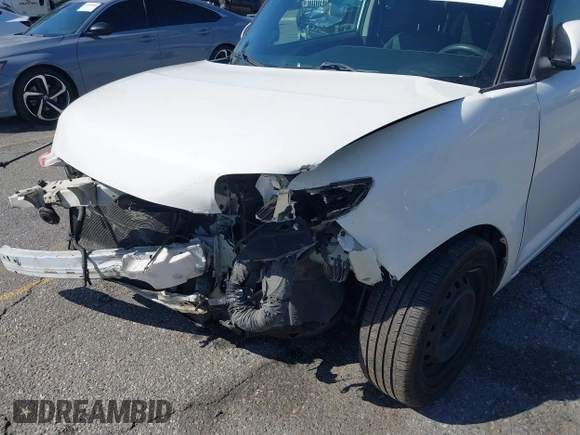 2014 Scion xB with VIN JTLZE4FE5EJ065953, listed as a IAAI auction lot 41850554 with 124,856 mi miles. Bid and sale history available at carsss.com. Image 6.