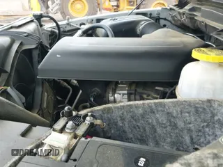 2019 Ram 1500 Tradesman z VIN 1C6RR6FG1KS520999, wystawiony jako IAAI lot #42903507 z przebiegiem 92 331 mil mil oraz . Historia ofert i sprzedaży dostępna na DreamBid. Obrazek 19.