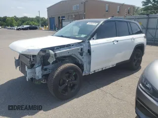 2022 Jeep Grand Cherokee Laredo with VIN 1C4RJHAG9N8572532, listed as a Copart auction lot 61242175 with 45,363 mi miles and Salvage title. Bid and sale history available at DreamBid. Image 1.