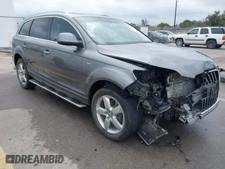 2014 Audi Q7 3.0T Premium Plus with VIN WA1LGAFE4ED008064, listed as a IAAI auction lot 41498995 with 147,534 mi miles. Bid and sale history available at carsss.com. Image 1.