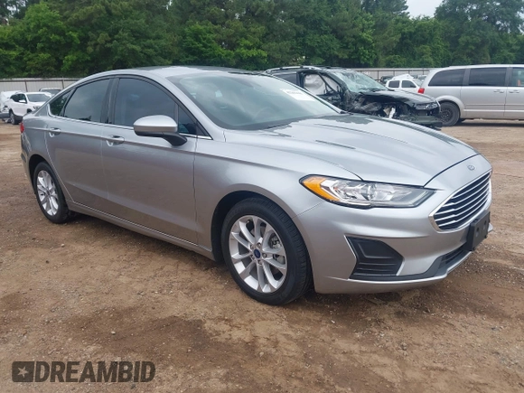 2020 Ford Fusion SE z VIN 3FA6P0LU4LR148070, wystawiony jako IAAI lot #42262446 z przebiegiem 69 057 mil mil oraz . Historia ofert i sprzedaży dostępna na DreamBid. Obrazek 1.