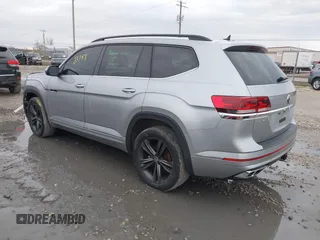 2021 Volkswagen Atlas SE with VIN 1V2RR2CA8MC534539, listed as a IAAI auction lot 42085193 with 43,390 mi miles and . Bid and sale history available at DreamBid. Image 3.
