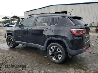 2018 Jeep Compass Trailhawk z VIN 3C4NJDDB4JT147867, wystawiony jako Copart lot #55981295 z przebiegiem 107 718 mil mil oraz Szkoda całkowita • Salvage title. Historia ofert i sprzedaży dostępna na DreamBid. Obrazek 2.