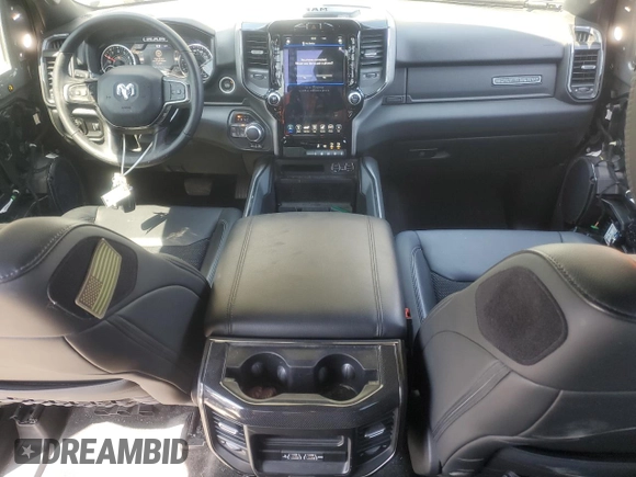 2020 Ram 1500 Big Horn z VIN 1C6SRFFT9LN379629, wystawiony jako Copart lot #51930605 z przebiegiem 71 697 mil mil oraz Szkoda całkowita • Salvage title. Historia ofert i sprzedaży dostępna na DreamBid. Obrazek 8.