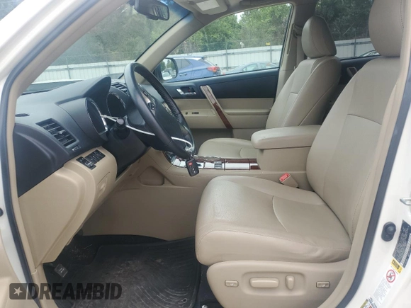 2013 Toyota Highlander Limited z VIN 5TDDK3EH7DS234151, wystawiony jako Copart lot #60594725 z przebiegiem 98 264 mil mil oraz Szkoda całkowita • Salvage title. Historia ofert i sprzedaży dostępna na DreamBid. Obrazek 7.
