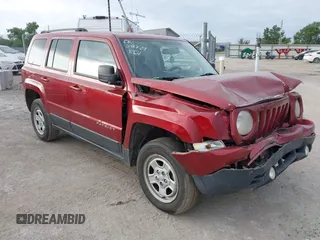 2015 Jeep Patriot Sport z VIN 1C4NJPBB1FD107229, wystawiony jako IAAI lot #40175925 z przebiegiem 127 707 mil mil oraz . Historia ofert i sprzedaży dostępna na DreamBid. Obrazek 1.