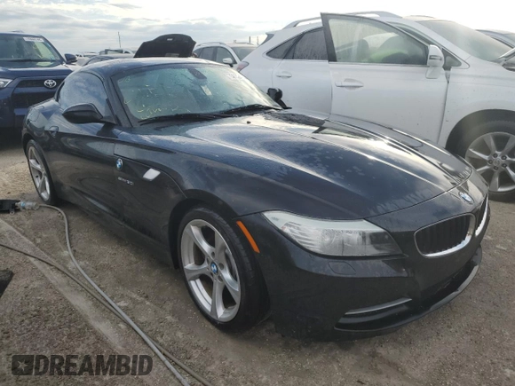2011 BMW Z4 sDrive30i with VIN WBALM5C55BE378789, listed as a Copart auction lot 73832404 with 0 mi miles and Non Repairable. Bid and sale history available at carsss.com. Image 4.