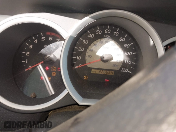 2011 Toyota Tacoma with VIN 5TFLU4EN4BX003524, listed as a IAAI auction lot 41357331 with 226,864 mi miles and . Bid and sale history available at carsss.com. Image 7.
