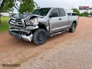 2013 Toyota Tundra 4WD Truck with VIN 5TFUW5F14DX317287, listed as a Copart auction lot 54762445 with 165,038 mi miles and Clean Title. Bid and sale history available at carsss.com. Image 2.