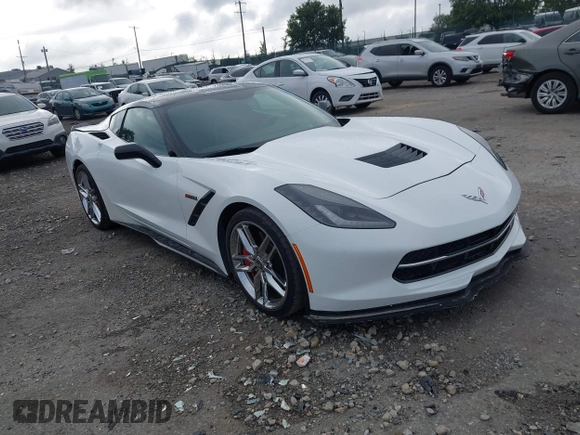 2015 Chevrolet Corvette Z51 3LT z VIN 1G1YM2D72F5119618, wystawiony jako IAAI lot #42744702 z przebiegiem Nie podano mil oraz . Historia ofert i sprzedaży dostępna na DreamBid. Obrazek 1.