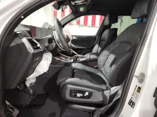2026 BMW X5 M60i z VIN 5UX33EU09T9014506, wystawiony jako Copart lot #58346625 z przebiegiem 1 367 mil mil oraz Czysty tytuł • Clean title. Historia ofert i sprzedaży dostępna na DreamBid. Obrazek 7.