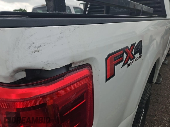 2017 Ford F-250 Lariat with VIN 1FT7W2BT0HEE20744, listed as a IAAI auction lot 42727056 with 241,781 mi miles and . Bid and sale history available at DreamBid. Image 16.