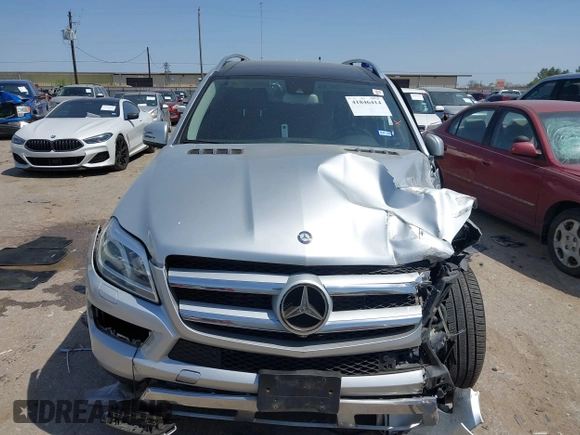 2015 Mercedes-Benz GL-Class GL 350 BlueTEC with VIN 4JGDF2EE4FA581954, listed as a IAAI auction lot 41846414 with 77,786 mi miles. Bid and sale history available at carsss.com. Image 12.