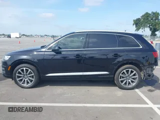2018 Audi Q7 Premium Plus z VIN WA1LAAF71JD043867, wystawiony jako IAAI lot #42100789 z przebiegiem 146 796 mil mil oraz . Historia ofert i sprzedaży dostępna na DreamBid. Obrazek 15.