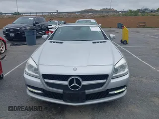 2016 Mercedes-Benz SLK 300 z VIN WDDPK3JA6GF120786, wystawiony jako IAAI lot #42194863 z przebiegiem 114 125 mil mil oraz . Historia ofert i sprzedaży dostępna na DreamBid. Obrazek 12.