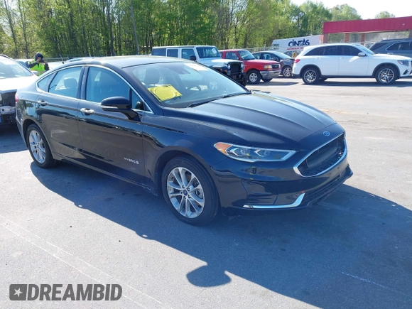 2019 Ford Fusion SEL with VIN 3FA6P0MU6KR252797, listed as a IAAI auction lot 41994504 with 106,029 mi miles and . Bid and sale history available at DreamBid. Image 1.