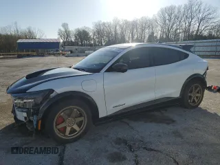 2024 Ford Mustang Mach-E Premium z VIN 3FMTK3SUXRMA03177, wystawiony jako Copart lot #51837465 z przebiegiem 7 224 mil mil oraz Szkoda całkowita • Salvage title. Historia ofert i sprzedaży dostępna na DreamBid. Obrazek 1.