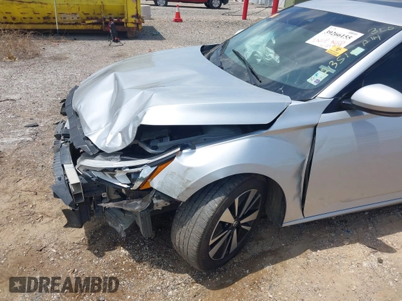 2019 Nissan Altima 2.5 SL with VIN 1N4BL4EV8KC213510, listed as a IAAI auction lot 39266155 with 1 mi miles. Bid and sale history available at carsss.com. Image 17.
