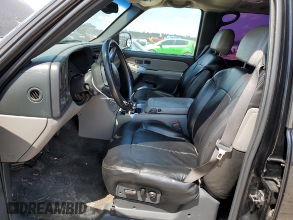 2001 Chevrolet Suburban LS with VIN 3GNEC16T81G168705, listed as a Copart auction lot 71161814 with 183,828 mi miles and Salvage Title. Bid and sale history available at carsss.com. Image 7.