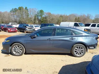 2022 Toyota Avalon XLE with VIN 4T1JZ1FB5NU086281, listed as a IAAI auction lot 41818135 with 43,736 mi miles. Bid and sale history available at carsss.com. Image 15.