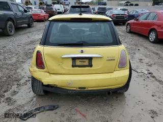 2005 MINI Cooper Hardtop with VIN WMWRC33435TJ66935, listed as a Copart auction lot 51991745 with 163,006 mi miles and Salvage Title. Bid and sale history available at carsss.com. Image 6.