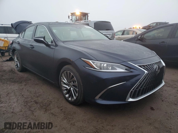 2024 Lexus ES 300h Luxury with VIN 58AEA1C11RU039414, listed as a Copart auction lot 86206254 with 5,009 mi miles and Salvage title. Bid and sale history available at DreamBid. Image 4.