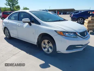 2015 Honda Civic LX z VIN 19XFB2F59FE045943, wystawiony jako IAAI lot #42312404 z przebiegiem 108 679 mil mil oraz . Historia ofert i sprzedaży dostępna na DreamBid. Obrazek 1.