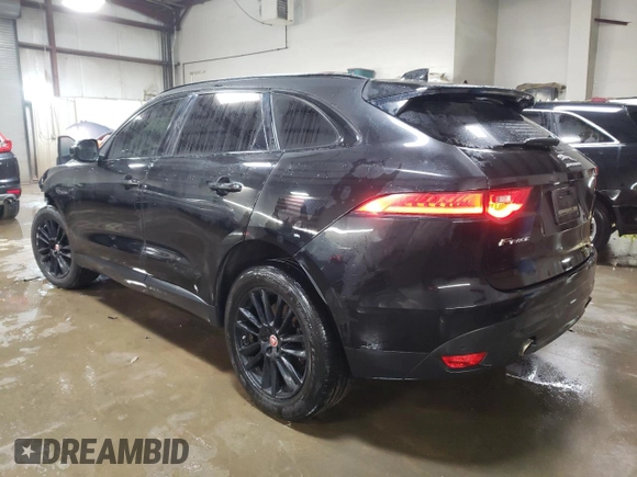 2018 Jaguar F-Pace 25t Prestige z VIN SADCK2FX5JA351381, wystawiony jako Copart lot #44355495 z przebiegiem 102 741 mil mil oraz Szkoda całkowita • Salvage title. Historia ofert i sprzedaży dostępna na DreamBid. Obrazek 2.