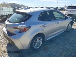 2022 Toyota Corolla Hatchback SE with VIN JTNB4MBE4N3155732, listed as a IAAI auction lot 40597309 with 1 mi miles. Bid and sale history available at carsss.com. Image 4.