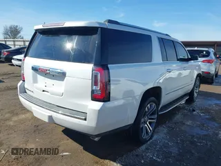 2017 GMC Yukon XL Denali with VIN 1GKS2HKJ5HR355961, listed as a IAAI auction lot 41509991 with 204,474 mi miles. Bid and sale history available at carsss.com. Image 4.