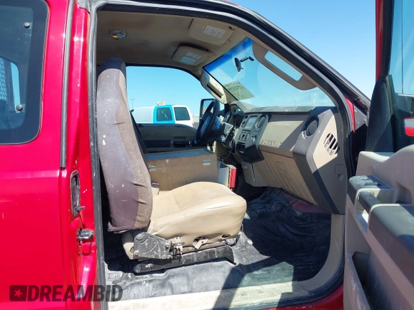 2008 Ford F-250 XL with VIN 1FTNX20558EC07054, listed as a IAAI auction lot 42521159 with 307,228 mi miles and . Bid and sale history available at DreamBid. Image 5.