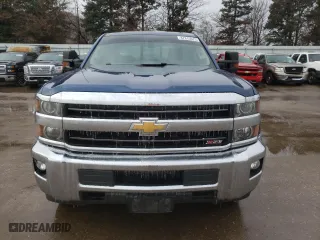 2018 Chevrolet Silverado 2500HD LT with VIN 1GC1KVEG5JF239690, listed as a Copart auction lot 87815975 with 274,369 mi miles and Salvage Title. Bid and sale history available at carsss.com. Image 5.