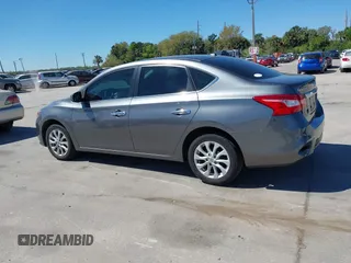 2019 Nissan Sentra SV z VIN 3N1AB7AP5KY310563, wystawiony jako IAAI lot #41742708 z przebiegiem 60 275 mil mil oraz . Historia ofert i sprzedaży dostępna na DreamBid. Obrazek 14.
