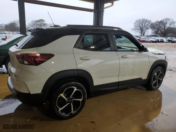 2023 Chevrolet TrailBlazer RS with VIN KL79MTSL3PB036409, listed as a Copart auction lot 45161615 with 29,275 mi miles and Salvage Title. Bid and sale history available at carsss.com. Image 3.