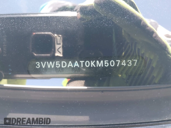 2019 Volkswagen Beetle S with VIN 3VW5DAAT0KM507437, listed as a IAAI auction lot 41380821 with 28,010 mi miles and . Bid and sale history available at DreamBid. Image 9.