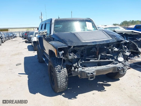 2006 Hummer H3 with VIN 5GTDN136768275733, listed as a IAAI auction lot 41841767 with 91,113 mi miles. Bid and sale history available at carsss.com. Image 1.