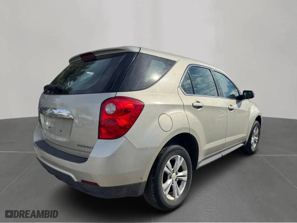 2013 Chevrolet Equinox LS with VIN 1GNFLCEK8DZ116858, listed as a Copart auction lot 49045805 with 182,561 mi miles and Clean Title. Bid and sale history available at carsss.com. Image 3.