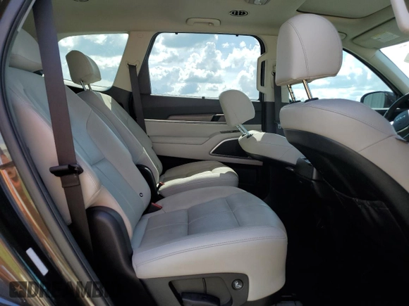2022 Kia Telluride EX with VIN 5XYP34HC8NG324908, listed as a Copart auction lot 61273595 with 46,205 mi miles and Salvage title. Bid and sale history available at DreamBid. Image 11.