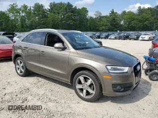 2015 Audi Q3 Premium Plus with VIN WA1EFCFS7FR005709, listed as a Copart auction lot 58533725 with 84,527 mi miles and Clean title. Bid and sale history available at DreamBid. Image 4.