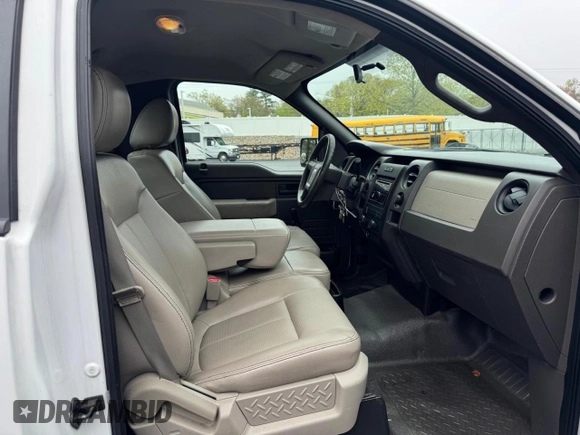2010 Ford F-150 XL с VIN 1FTMF1CW0AKA26612, выставлен на аукционе Copart как лот 55950795 с пробегом 138 688 миль миль и Чистый • Clean title. История ставок и продаж доступна на DreamBid. Изображение 6.