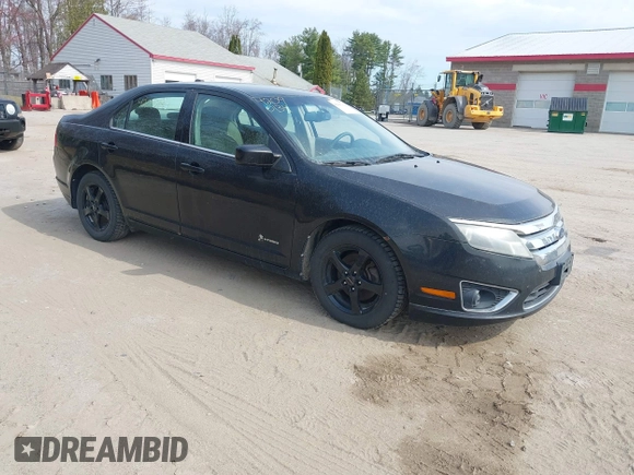 2010 Ford Fusion Hybrid with VIN 3FADP0L35AR168002, listed as a IAAI auction lot 42090134 with 147,831 mi miles. Bid and sale history available at carsss.com. Image 1.