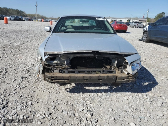 2001 Ford Crown Victoria with VIN 2FAFP73WX1X104907, listed as a Copart auction lot 50045165 with 88,797 mi miles and Salvage Title. Bid and sale history available at carsss.com. Image 5.