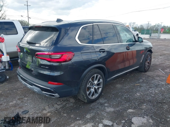 2020 BMW X5 xDrive40i with VIN 5UXCR6C08L9B56211, listed as a IAAI auction lot 41967486 with 51,973 mi miles. Bid and sale history available at carsss.com. Image 4.